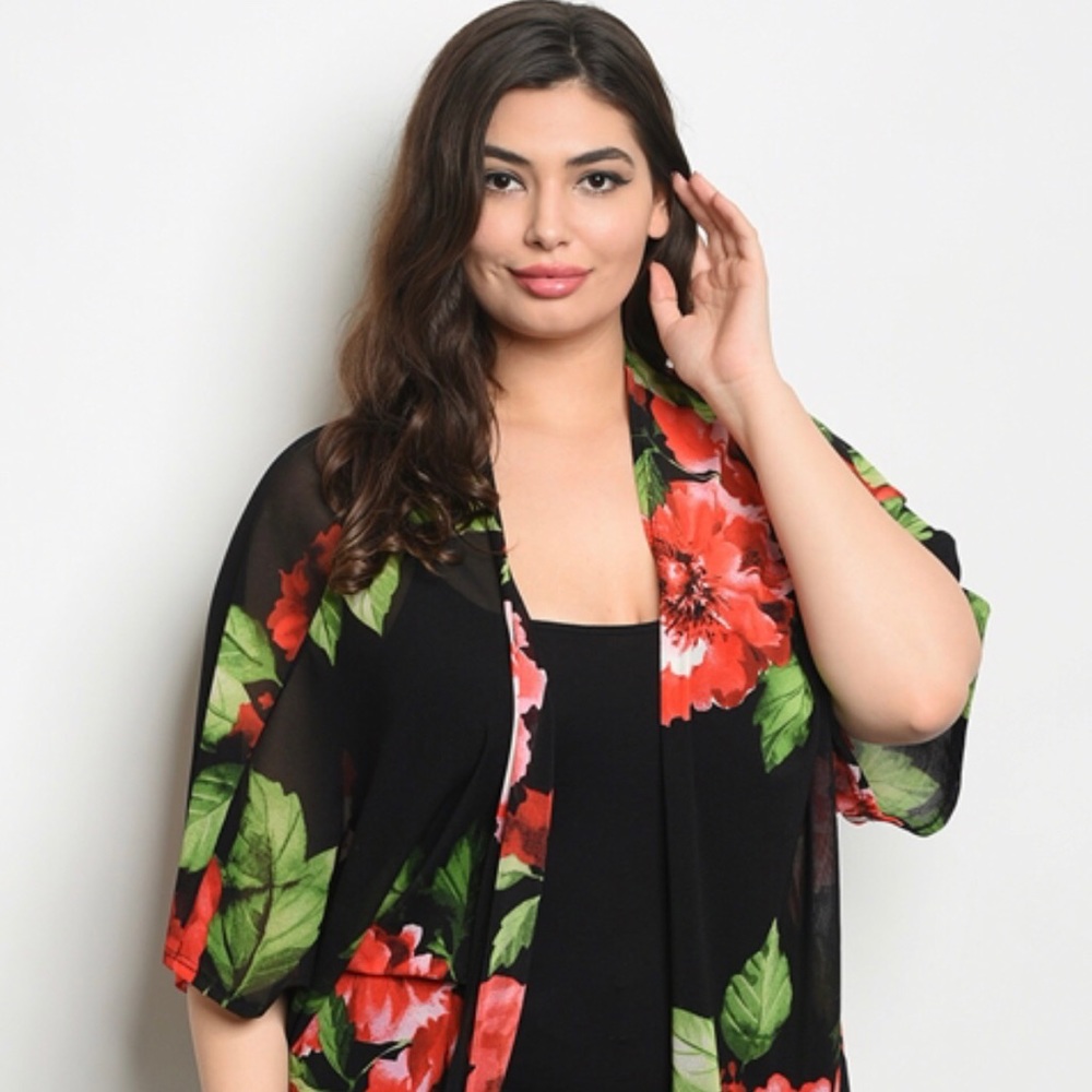 🌺Plus Size Floral Kimono!